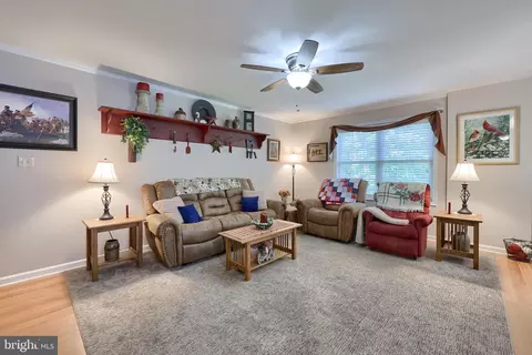 380 Crosswinds Dr, Lititz, PA 17543 photo 5