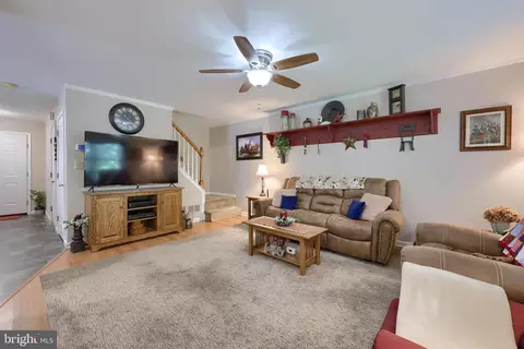 380 Crosswinds Dr, Lititz, PA 17543 photo 4