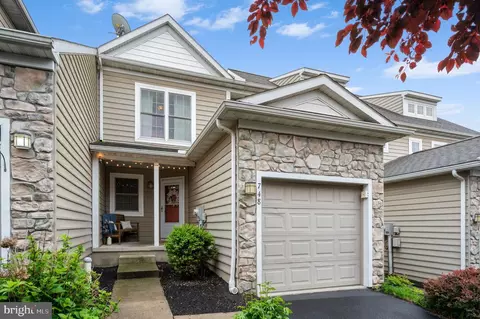 748 Keller Dr, Lititz, PA 17543