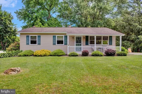 653 River Corner Rd, Conestoga, PA 17516