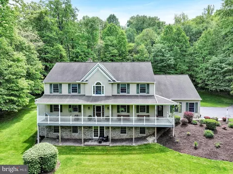190 Mountain Rd, Denver, PA 17517