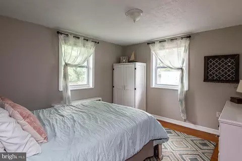 Bedroom - 705 Woodcrest Ave, Lititz, PA 17543 photo 1 of 5