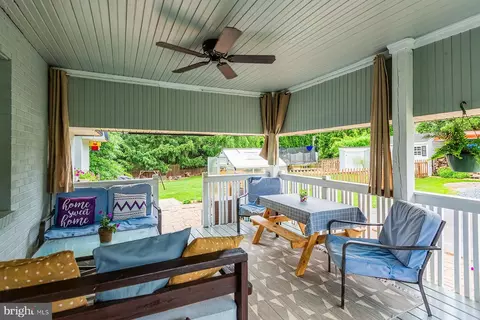 Exterior - 705 Woodcrest Ave, Lititz, PA 17543 photo 14 of 26