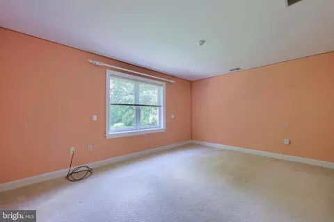 Bedroom - 590 Stonehenge Dr, Lititz, PA 17543 photo 6 of 6