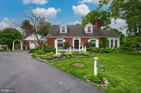 8 Conestoga Blvd, Lancaster, PA 17602