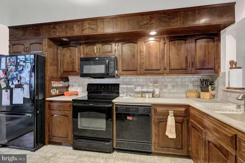 Kitchen - 212 N Elm St, Lititz, PA 17543 photo 1 of 1