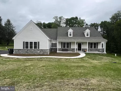 65 Oak Ridge Dr #4, Quarryville, PA 17566