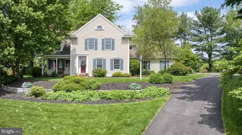 2054 Wynfield Dr, Lancaster, PA 17601