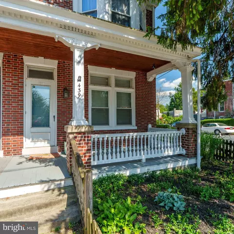 439 S West End Ave, Lancaster, PA 17603