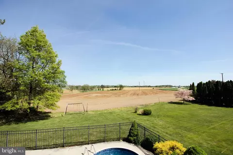 1023 Elbow Rd, Lititz, PA 17543 photo 3
