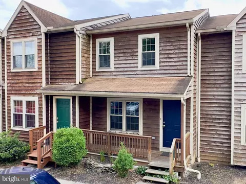 67 Chesapeake St, Lancaster, PA 17602