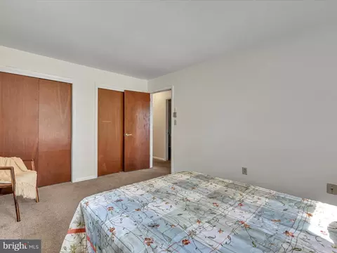 Bedroom - 5 Buch Mill Rd, Lititz, PA 17543 photo 1 of 6