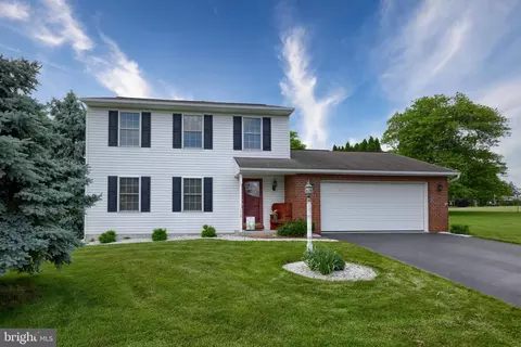 118 Queen Annes Way, Ephrata, PA 17522