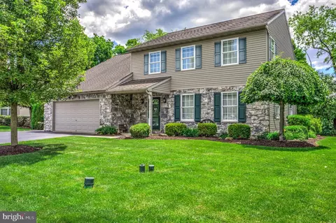 142 Shalom Dr, Denver, PA 17517