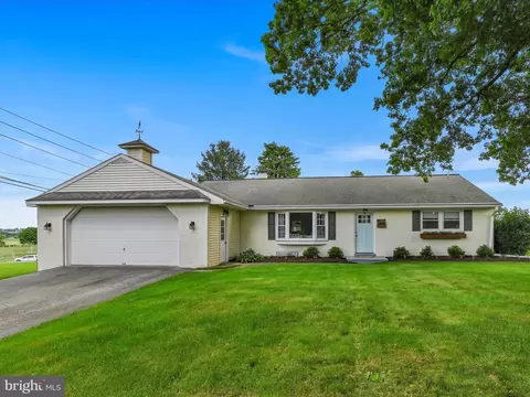 89 Bimini Dr, Manheim, PA 17545
