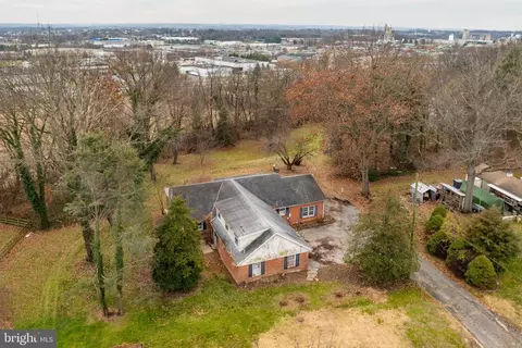 2818 Marietta Ave, Lancaster, PA 17601