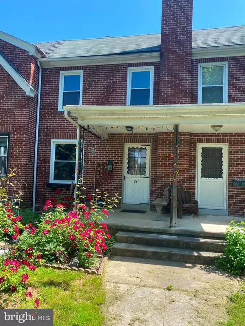 517 Locust St, Denver, PA 17517