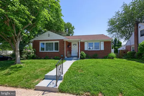 732 Hilton Dr, Lancaster, PA 17603