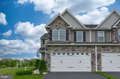9 Wigeon Way, Elizabethtown, PA 17022