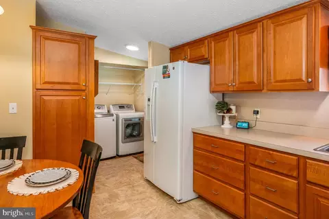 49 Christy Ln, Lititz, PA 17543 photo 9