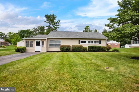 111 Ann Ave, Landisville, PA 17538