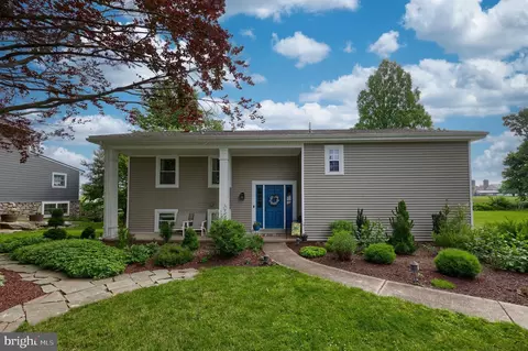 343 Shetland Dr, Lancaster, PA 17601