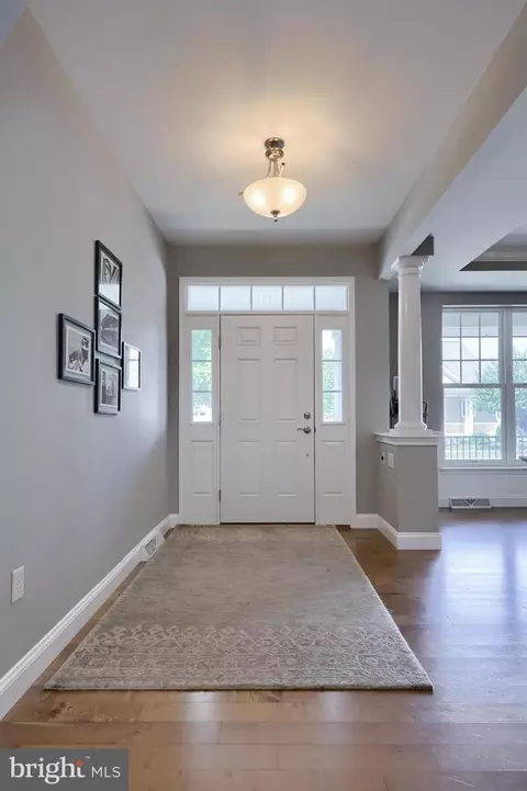 Entry Way - 665 Dorset St, Lititz, PA 17543 photo 1 of 3