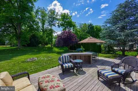 Exterior - 665 Dorset St, Lititz, PA 17543 photo 6 of 12