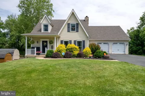 1841 Shelley Rd, Lancaster, PA 17602