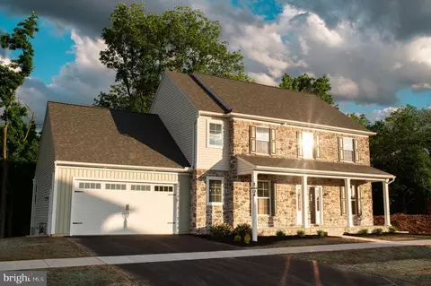 526 Dolly Dr, Lancaster, PA 17601 photo 2