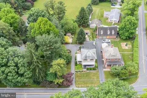 430 W Orange St, Lititz, PA 17543 photo 46