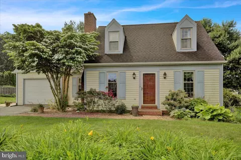 1236 Wissler Ln, Mount Joy, PA 17552