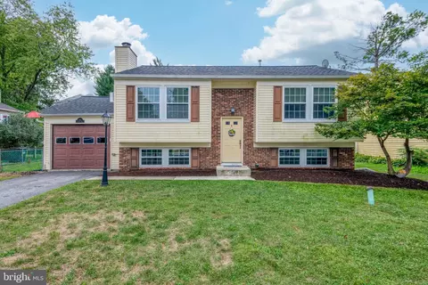 102 Warren Way, Lancaster, PA 17601