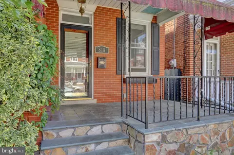 818 N Shippen St, Lancaster, PA 17602