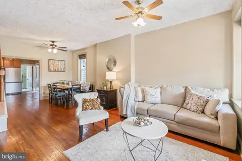 907 Spruce St, Columbia, PA 17512