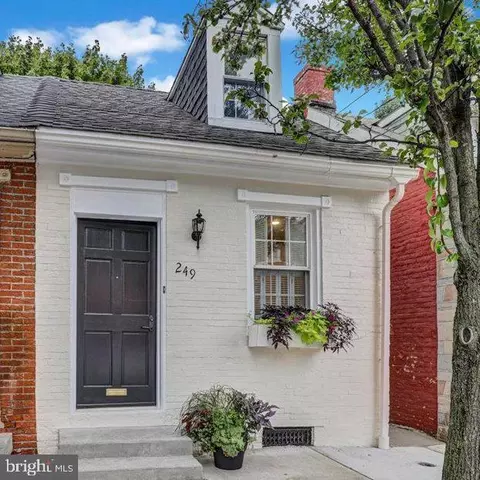 249 W Walnut St, Lancaster, PA 17603
