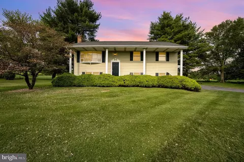 822 Fruitville Pike, Manheim, PA 17545
