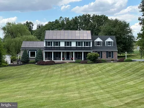 163 Carol Dr, Washington Boro, PA 17582