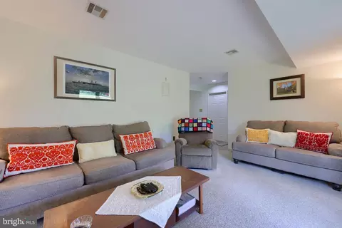 218 E 6th St, Lititz, PA 17543 photo 21