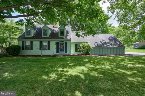 1113 Mill Mar Rd, Lancaster, PA 17601