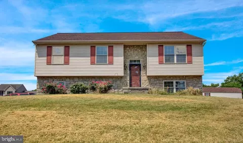 20 Rock Ridge Ave, Paradise, PA 17562