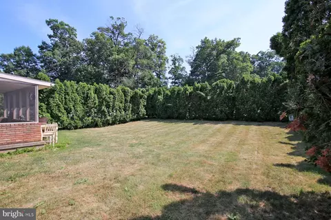 3 Edgemore Dr, Stevens, PA 17578 photo 8