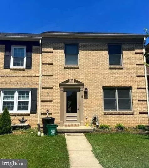 2611 Northfield Dr, East Petersburg, PA 17520