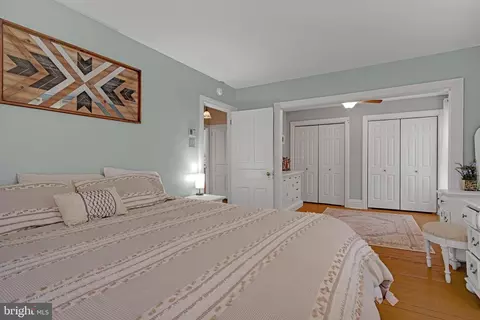 344 E Main St, Lititz, PA 17543 photo 17