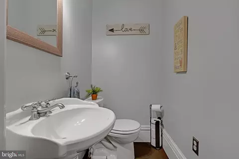 344 E Main St, Lititz, PA 17543 photo 15