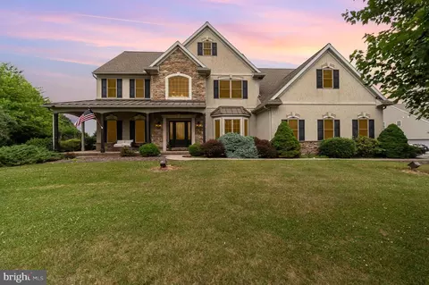 1 Fernsler Dr, Quarryville, PA 17566