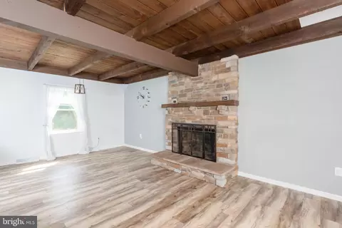 517 Deer Run Rd, Lititz, PA 17543 photo 4