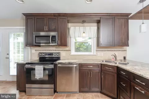 517 Deer Run Rd, Lititz, PA 17543 photo 7