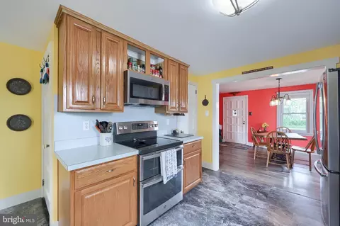 321 Linden St, Lititz, PA 17543 photo 10
