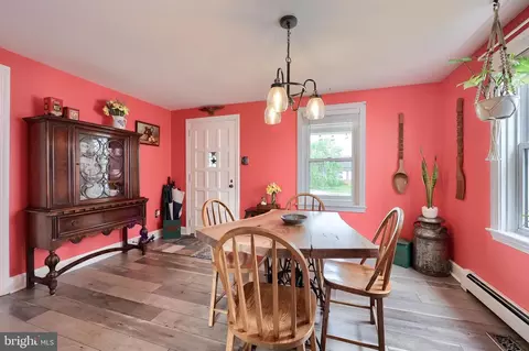 321 Linden St, Lititz, PA 17543 photo 8